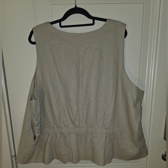 2 For $20 Sofia by Sofia Vergara Beige Vest Linen,Rayon Blend. 4x Nwt Plus - Picture 4 of 6